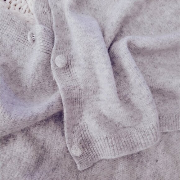 Dean & White 100٪ Premium Pure Cashmere Multi Way Two Sided Button Opening Shawl - Picture 15 of 15